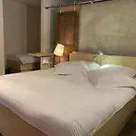 Ξενοδοχείο Le Dormeur Du Val 4*