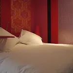 Hotel Le Dormeur Du Val 4*