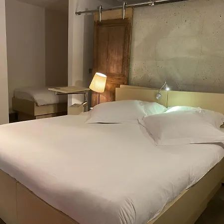 Otel Le Dormeur Du Val 4*