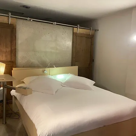 Le Dormeur Du Val Hotell Charleville-Mézières