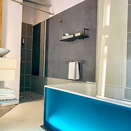 Le Dormeur Du Val Hotel