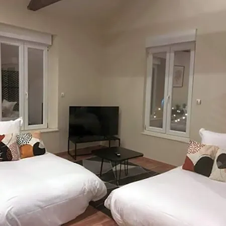 Le Dormeur Du Val Hotell