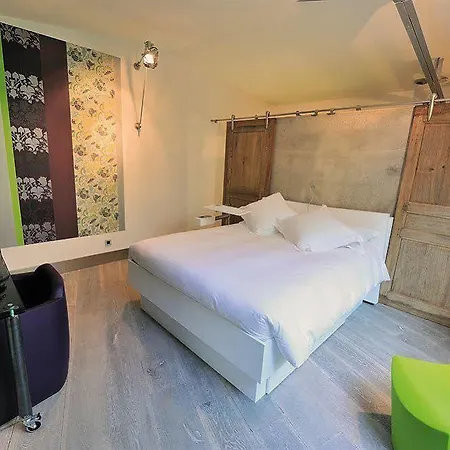 Le Dormeur Du Val ホテル