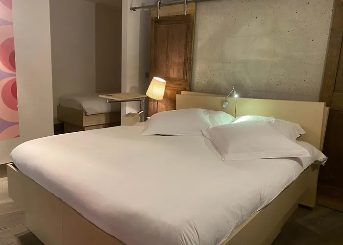 מלון Le Dormeur Du Val 4*