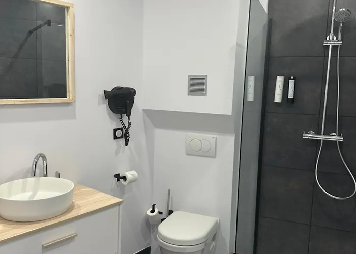 Le Dormeur Du Val Hotel 4*