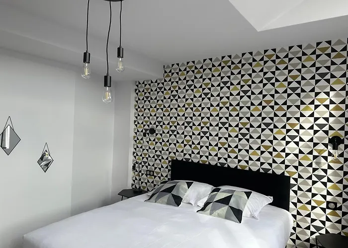 Hotel Le Dormeur Du Val Charleville-Mézières