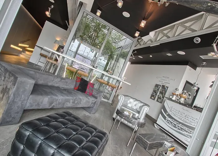 Le Dormeur Du Val 4*