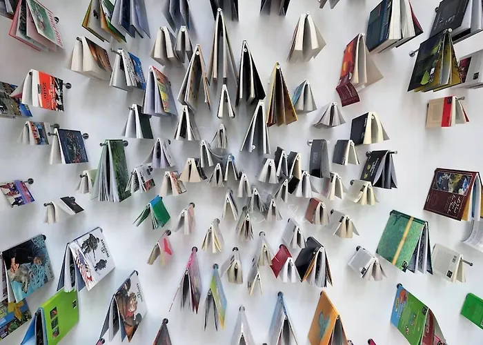 מלון Le Dormeur Du Val Charleville-Mézières