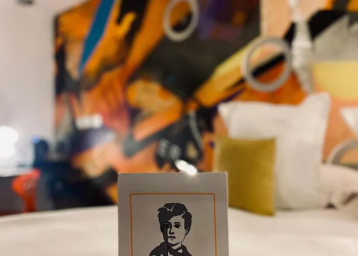 מלון Le Dormeur Du Val