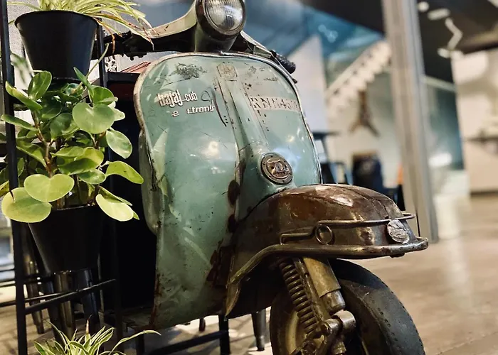 Le Dormeur Du Val מלון 4*