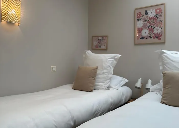 מלון Le Dormeur Du Val