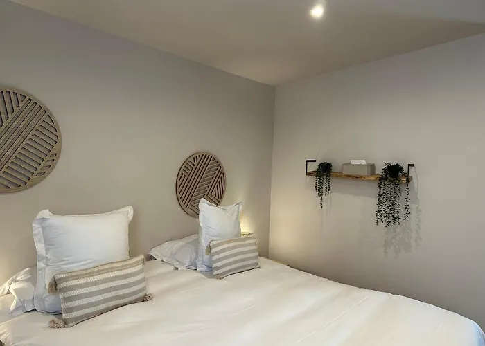 Le Dormeur Du Val מלון Charleville-Mézières